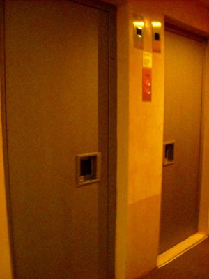 ホテルのエレベーター